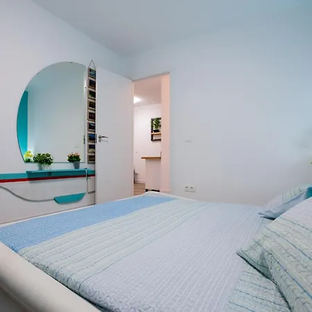 127 Green Park With Pool And Terrace Apartmán